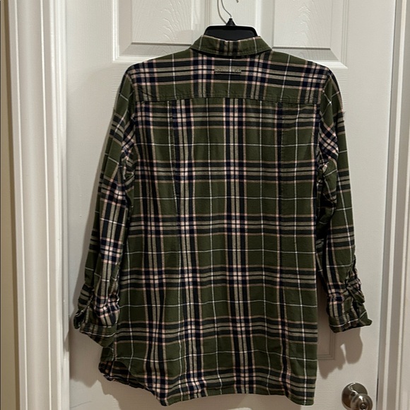 Duluth Trading Woman’s Free Swinging Flannel Shirt - Picture 5 of 5